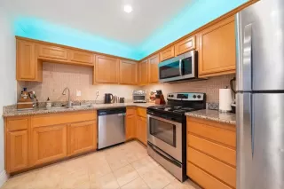 Photo #1: PTP2300978 Listing