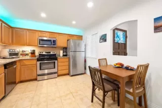 Photo #4: PTP2300978 Listing