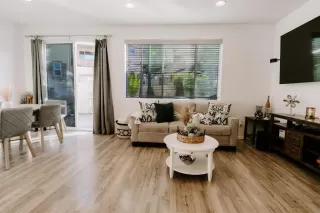 Photo #3: PTP2301007 Listing