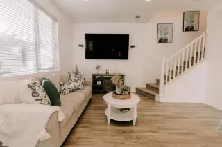 Photo #4: PTP2301007 Listing