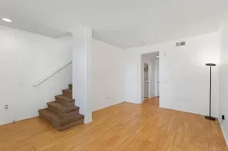 Photo #4: PTP2301017 Listing 