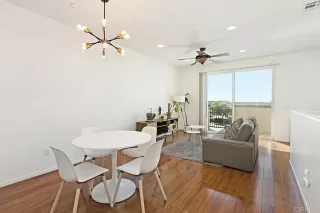 Photo #5: PTP2301017 Listing 