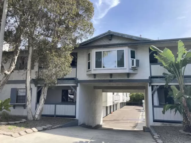 MLS: PTP2301050 Condo For Sale