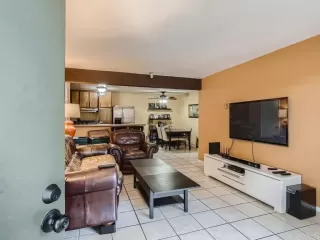 Photo #2: PTP2301061 Listing 