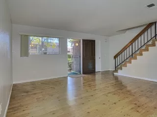 Photo #3: PTP2301066 Listing