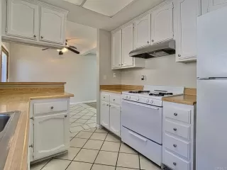 Photo #4: PTP2301066 Listing