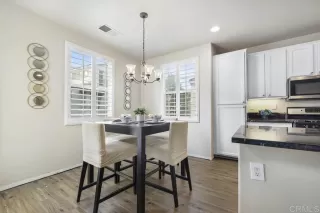 Photo #5: PTP2301235 Listing