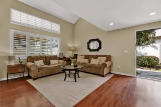 Photo #2: PTP2301257 Listing