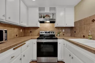 Photo #6: PTP2301257 Listing