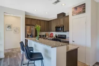 Photo #4: PTP2301265 Listing