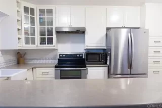 Photo #5: PTP2301296 Listing 