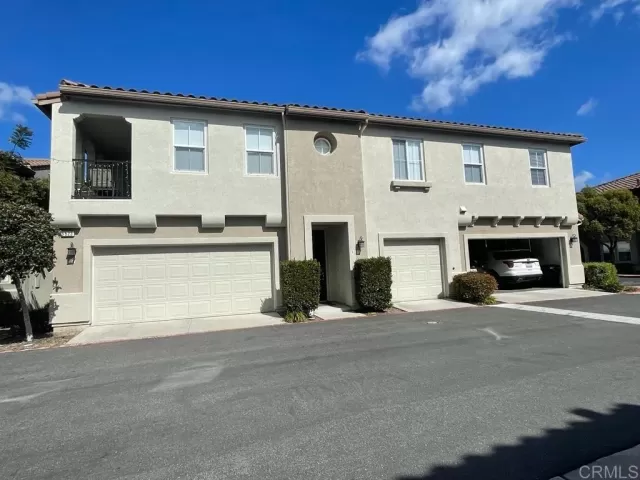 MLS: PTP2301298 Condo For Sale