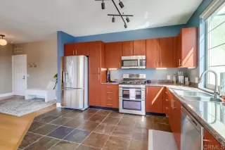 Photo #3: PTP2301352 Listing