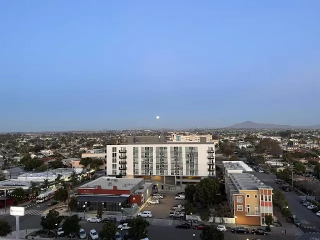 MLS: PTP2301353 Condo For Sale