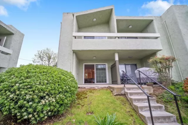 MLS: PTP2301358 Condo For Sale