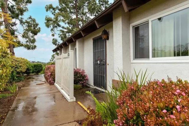 MLS: PTP2301393 Condo For Sale