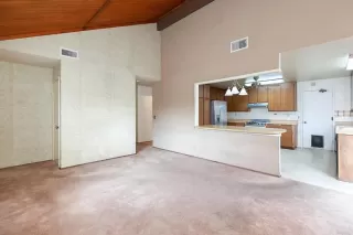 Photo #4: PTP2301393 Listing