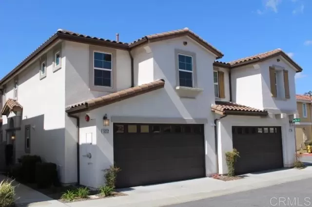 MLS: PTP2301447 Condo For Sale