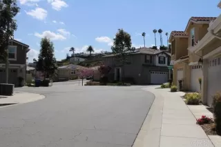 Photo #4: PTP2301447 Listing 