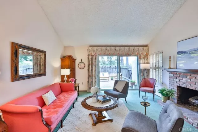 MLS: PTP2301478 Condo For Sale