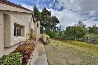 Photo #6: PTP2301478 Listing