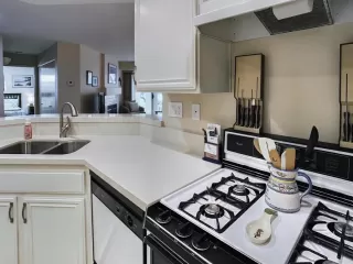 Photo #6: PTP2301492 Listing 