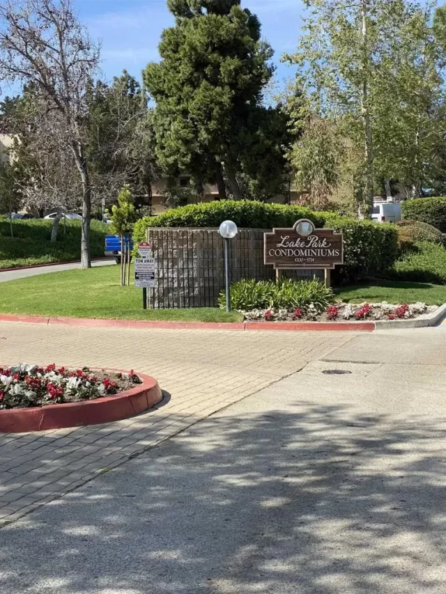 MLS: PTP2301544 Condo For Sale