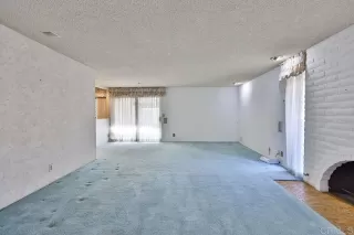 Photo #4: PTP2301545 Listing