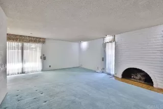 Photo #5: PTP2301545 Listing