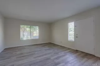 Photo #4: PTP2301556 Listing