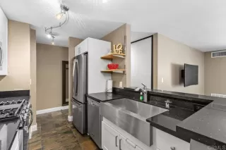 Photo #2: PTP2301558 Listing 