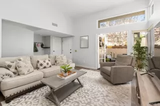 Photo #4: PTP2301623 Listing