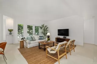 Photo #1: PTP2301631 Listing