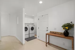 Photo #3: PTP2301631 Listing