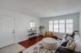 Photo #2: PTP2301645 Listing