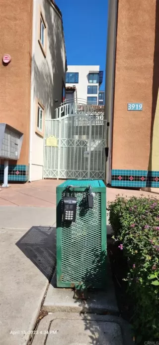 Photo #1: PTP2301658 Listing