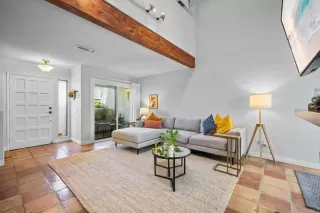 Photo #2: PTP2301664 Listing