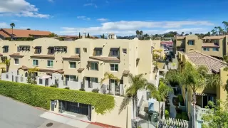 Photo #2: PTP2301676 Listing