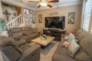 Photo #5: PTP2301692 Listing