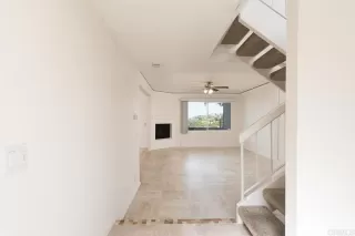 Photo #5: PTP2301813 Listing