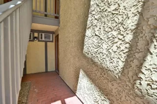 Photo #3: PTP2301856 Listing 