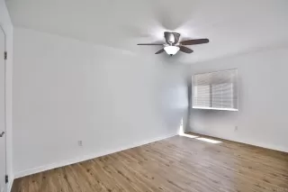 Photo #5: PTP2301856 Listing 