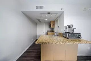 Photo #5: PTP2301884 Listing 