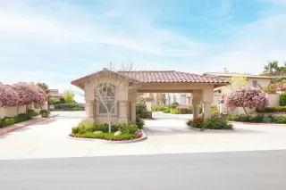 Photo #1: PTP2301945 Listing