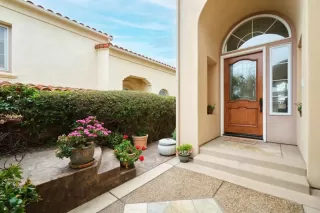 Photo #5: PTP2301945 Listing