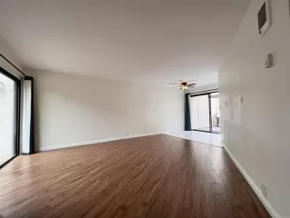 Photo #3: PTP2301971 Listing