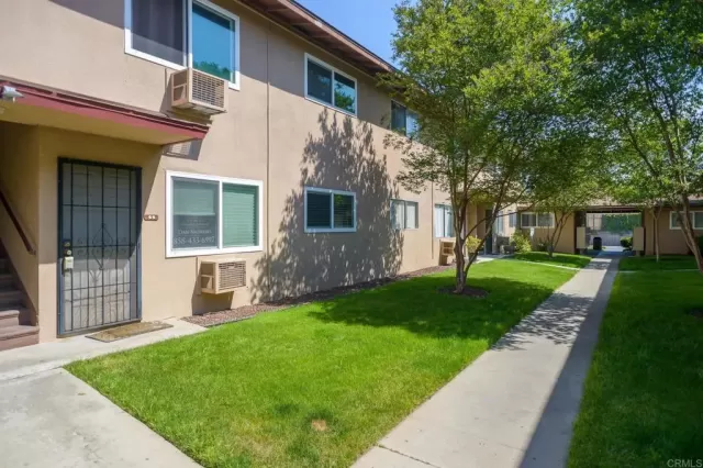 MLS: PTP2302000 Condo For Sale