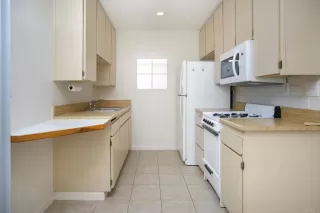 Photo #3: PTP2302000 Listing