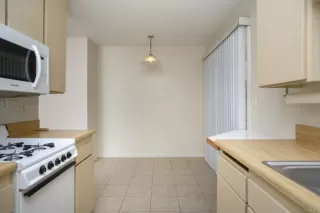 Photo #4: PTP2302000 Listing