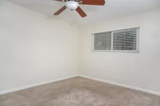 Photo #5: PTP2302000 Listing